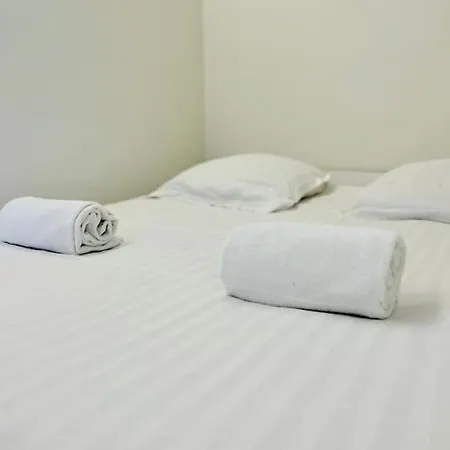 Apartman Le Perdrix Appt 4 Prs Avec Jardin En Centre Ville