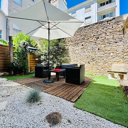 Le Perdrix Appt 4 Prs Avec Jardin En Centre Ville Apartman