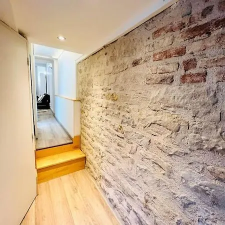 Le Perdrix Appt 4 Prs Avec Jardin En Centre Ville *