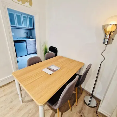 Le Perdrix Appt 4 Prs Avec Jardin En Centre Ville Apartman